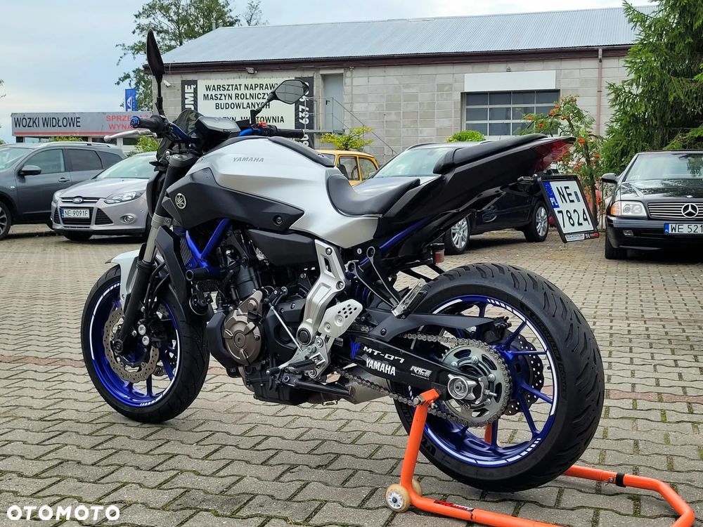 Yamaha MT - 3