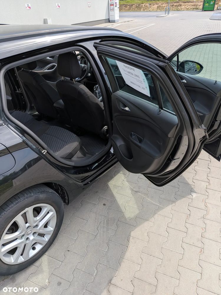 Opel Astra 1.4 T Enjoy - 11