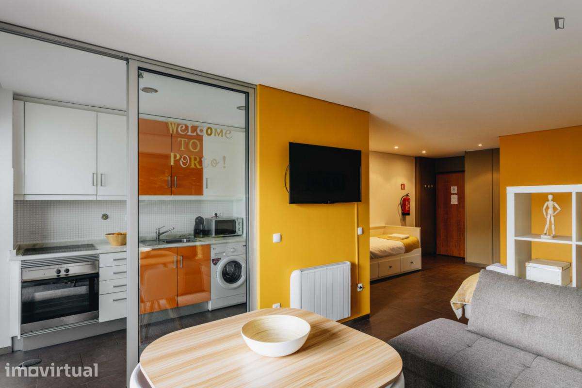 Apartamento com 1 quartos - localizado em Cedofeita Porto - Grande imagem: 4/18