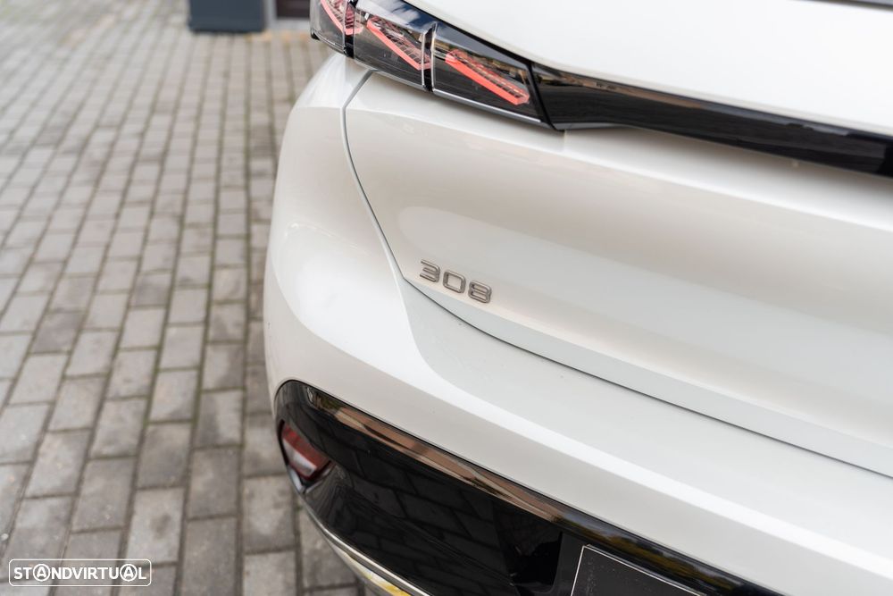 Peugeot 308 1.6 Hybrid GT e-EAT8 - 40
