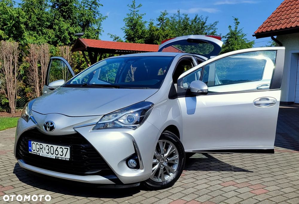 Toyota Yaris 1.0 Premium - 39