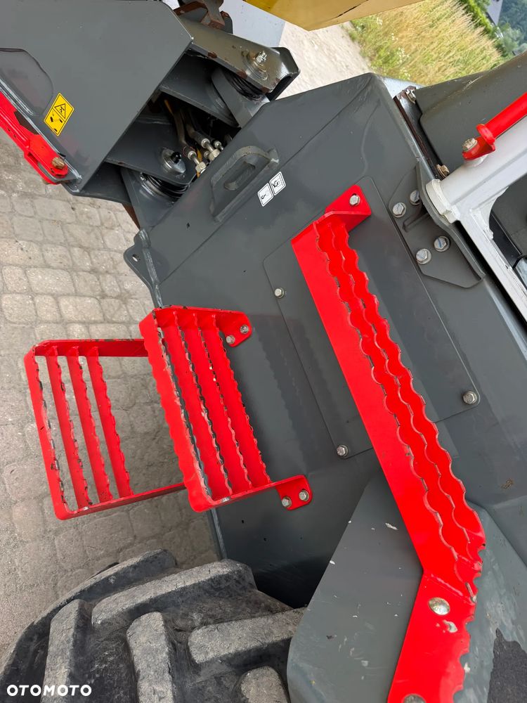 Wacker Neuson DW60 Wozidło Obrotowe 4x4. 6 ton ładowność z Pełną kabiną. OBROTOWA koleba 1350 mtg. 2021 rok. Jak nowe z salonu PERKINS turbo silnik. Pochodzi z Norweskiego Gospodarstwa Ziemniaczanego! Pełne sterowanie dżojstik REWERS HYDROSTATIC Ogrzewana Kabina Opony zero zużycia. Aktualna DEKRA. Kamery wysokiej jakośći! Zero luzów i wycieków. Szybka wolna jazda. Wielka Okazja. Ośswietlenie Rozbudowane. Hak kulka - 30