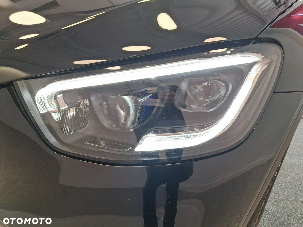 Mercedes-Benz GLC - 9