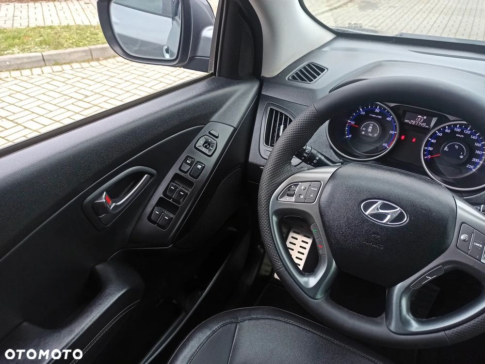 Hyundai ix35 1.7 CRDi 2WD Fifa World Cup Edition - 14