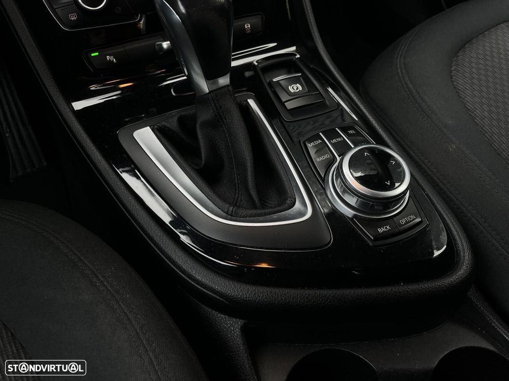 BMW 216 Active Tourer d Advantage Auto - 12