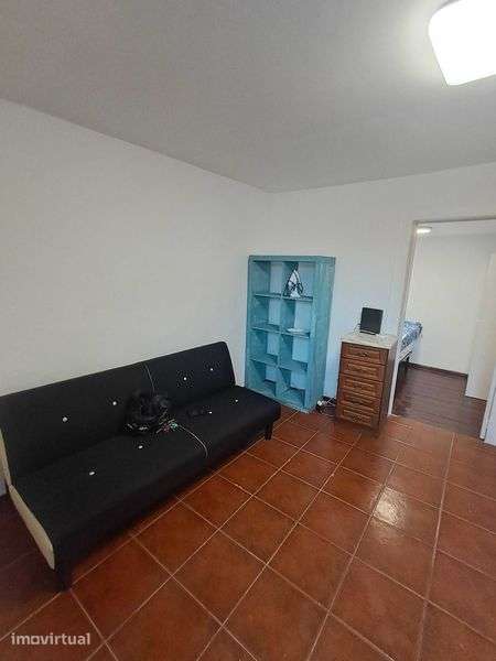 T-3 mobilado+equipado com pátio. Centro Lisboa. Só renda+ caução. - Grande imagem: 4/12