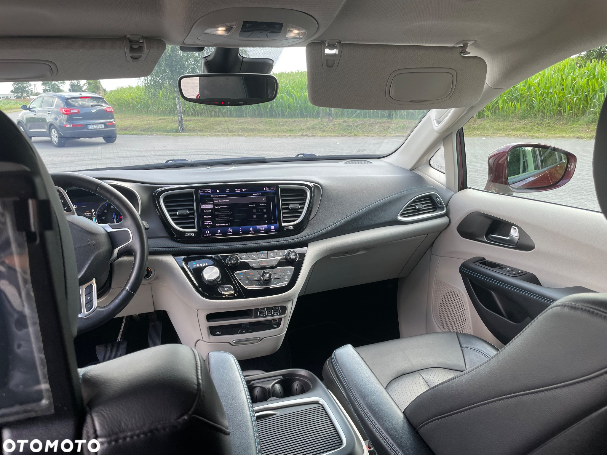 Chrysler Pacifica - 14
