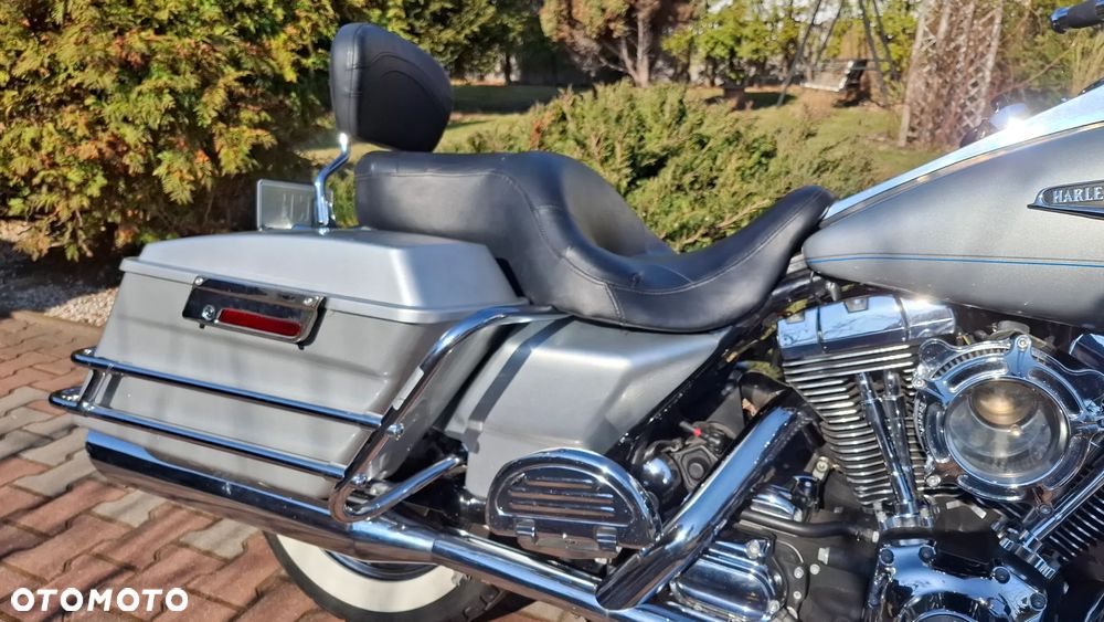 Harley-Davidson Touring Road King - 13