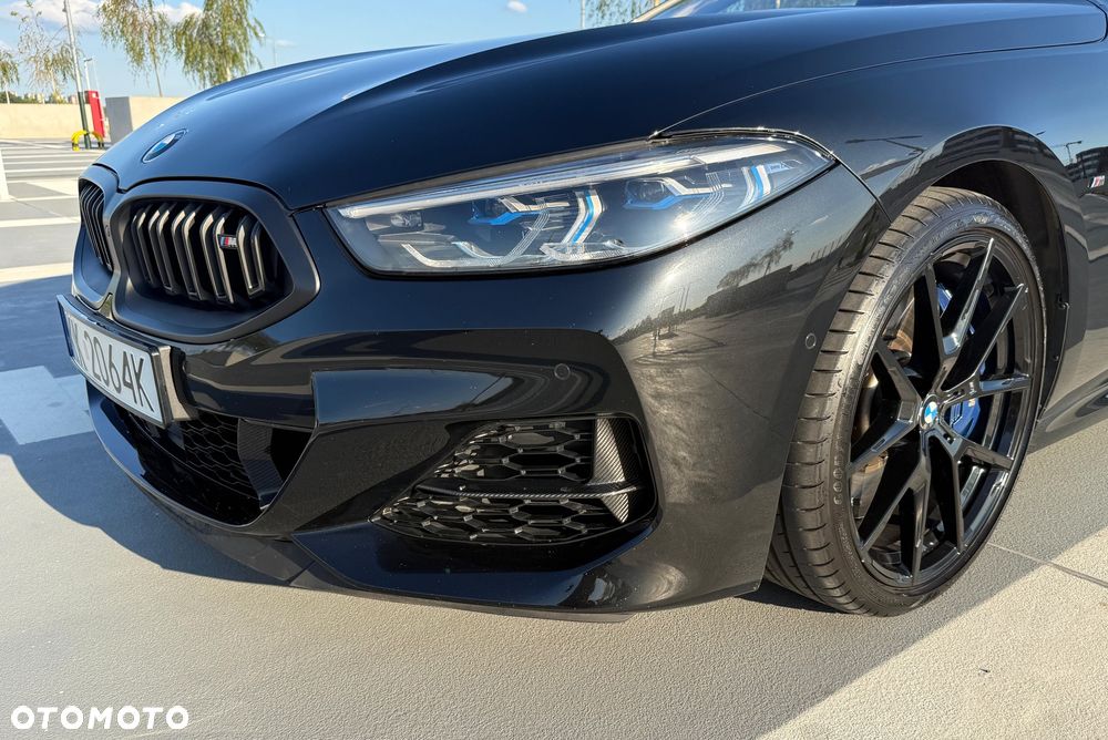 BMW Seria 8 - 12