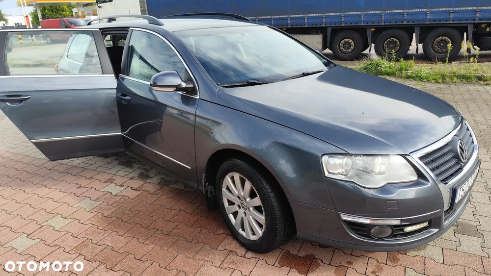 Volkswagen Passat 2.0 TDI Comfortline - 5