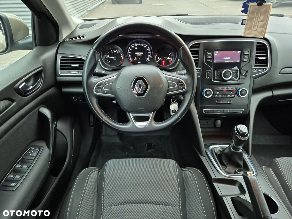 Renault Megane 1.5 Blue dCi Business - 16