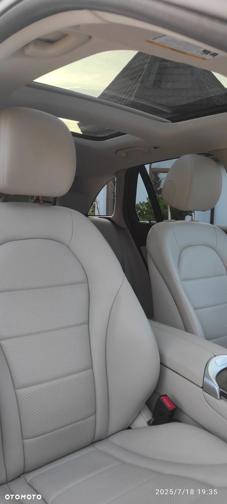 Mercedes-Benz GLC 300 4Matic 9G-TRONIC - 9