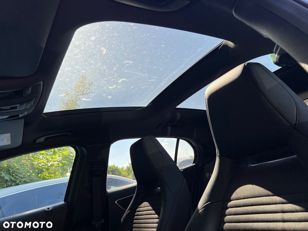 Mercedes-Benz GLA 220 4-Matic AMG Line - 8