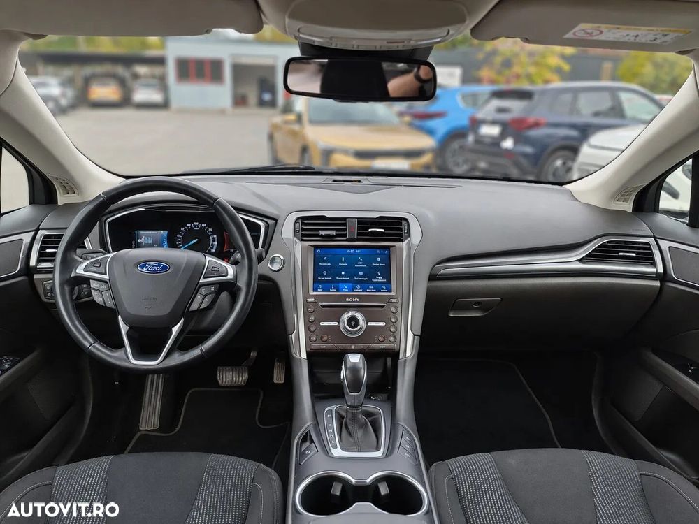 Ford Mondeo - 8