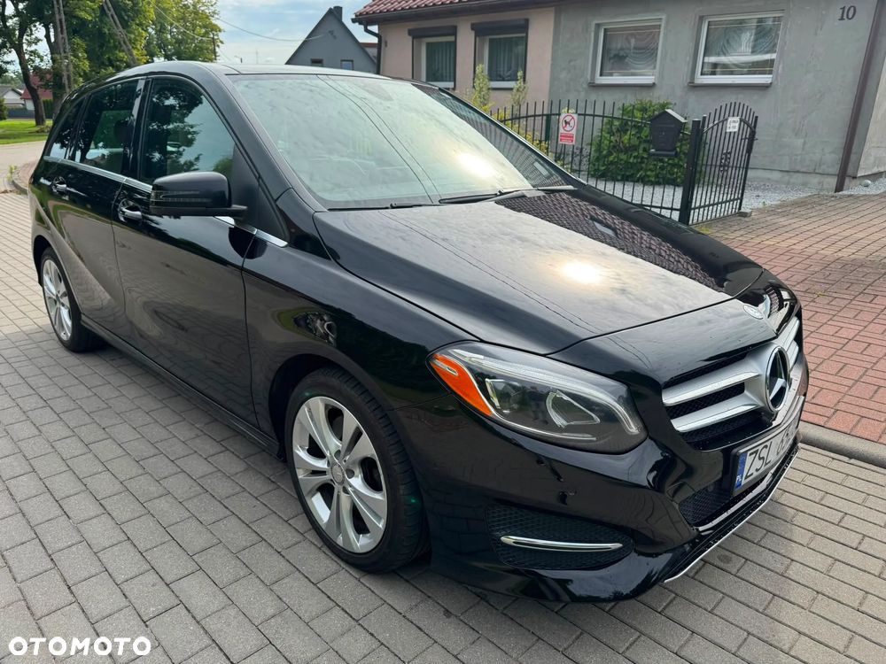 Mercedes-Benz Klasa B 250 4Matic 7G-DCT UrbanStyle Edition - 3
