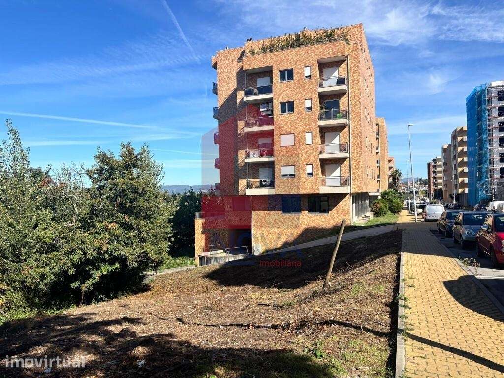 Terreno para Construção em Altura, Real - Grande imagem: 5/18