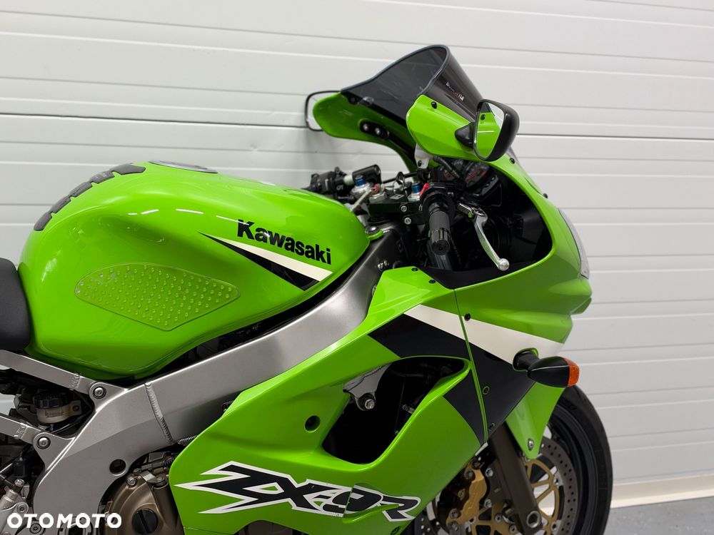 Kawasaki ZXR - 11