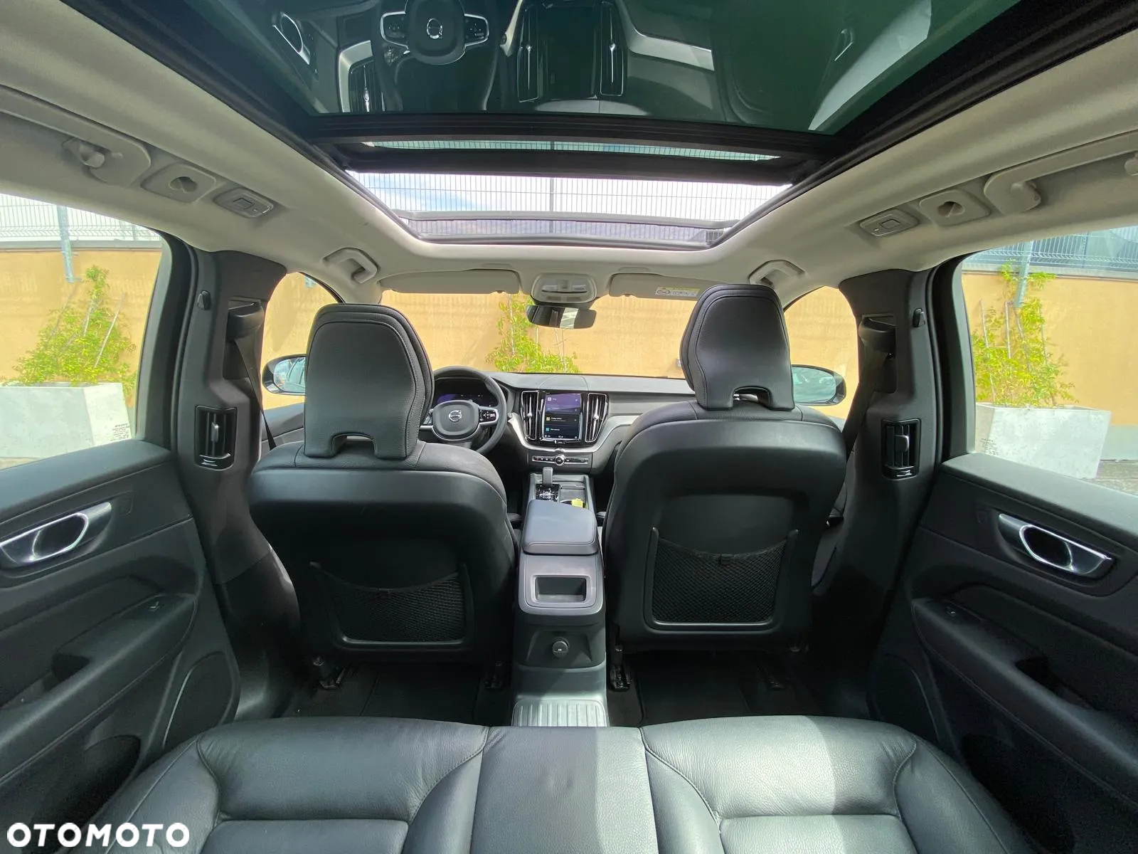 Volvo XC 60 T6 AWD Recharge Plus Dark - 16
