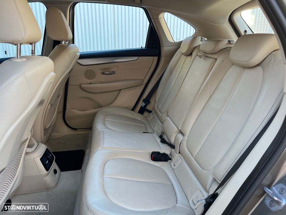 BMW 216 Active Tourer - 33