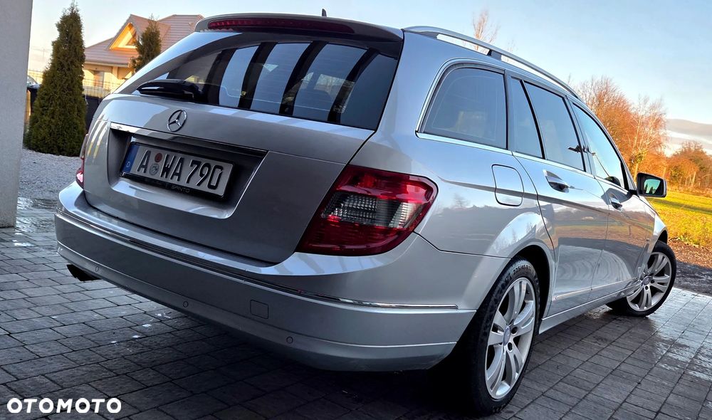 Mercedes-Benz Klasa C - 23