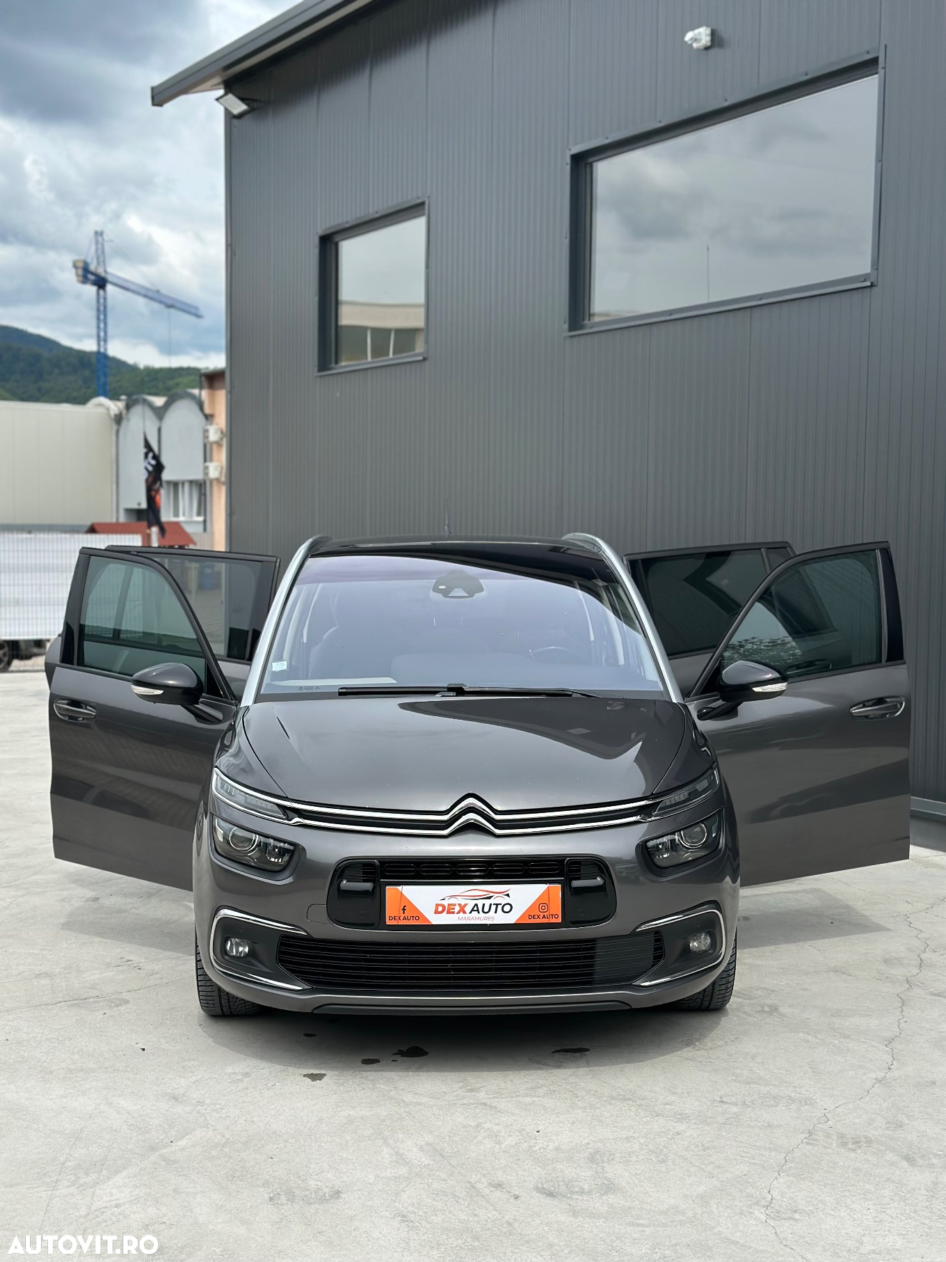 Citroën C4 Grand Space Tourer 1.5 BlueHDi S&S EAT8 Feel - 16