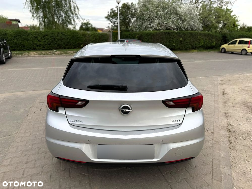 Opel Astra V 1.6 CDTI Dynamic - 9