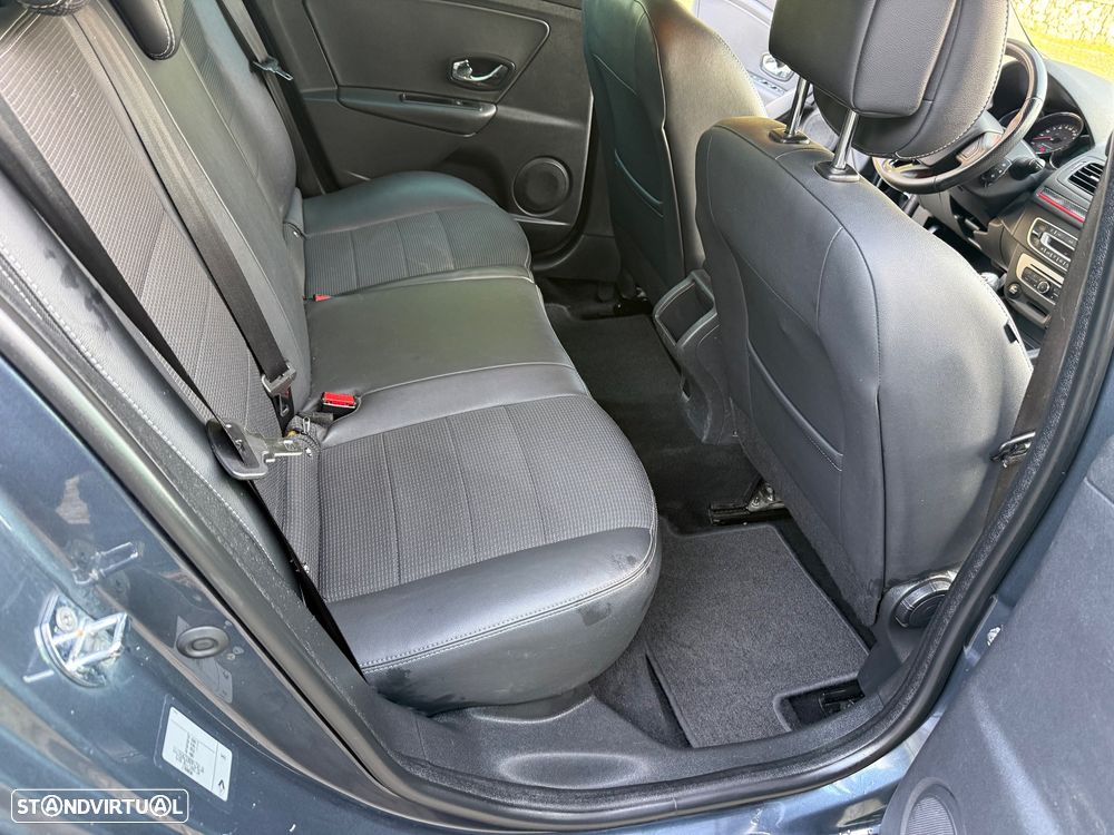 Renault Mégane Sport Tourer 1.5 dCi GT Line SS - 22