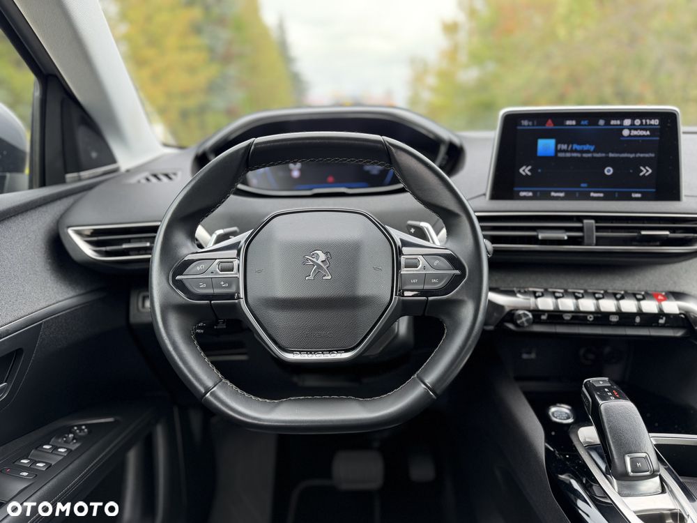 Peugeot 3008 1.6 PureTech GPF Allure S&S EAT8 - 17