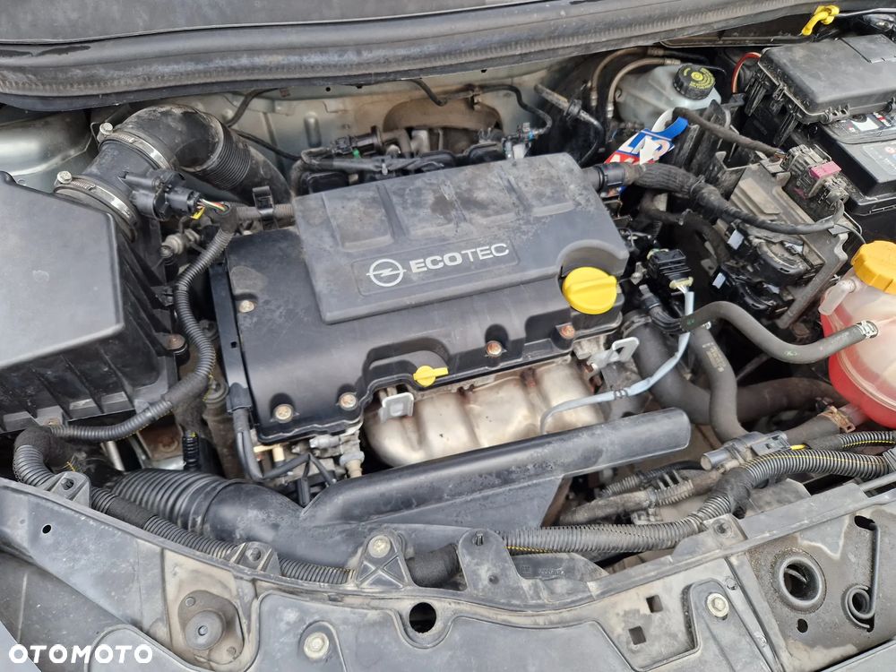 Opel Corsa 1.2 16V Enjoy - 14