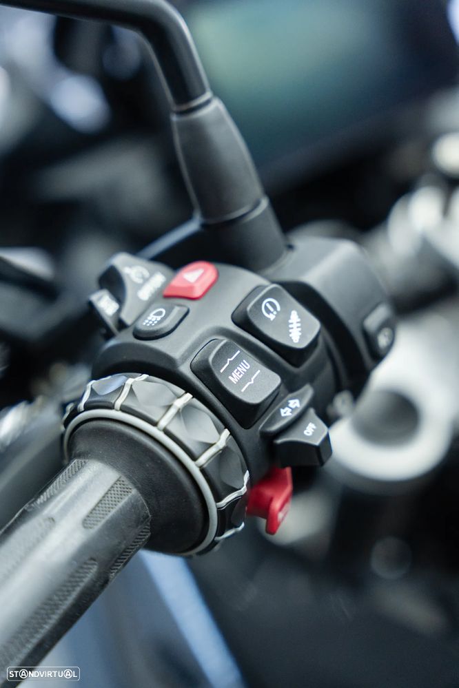 BMW F 750 GS Triple Black - 20