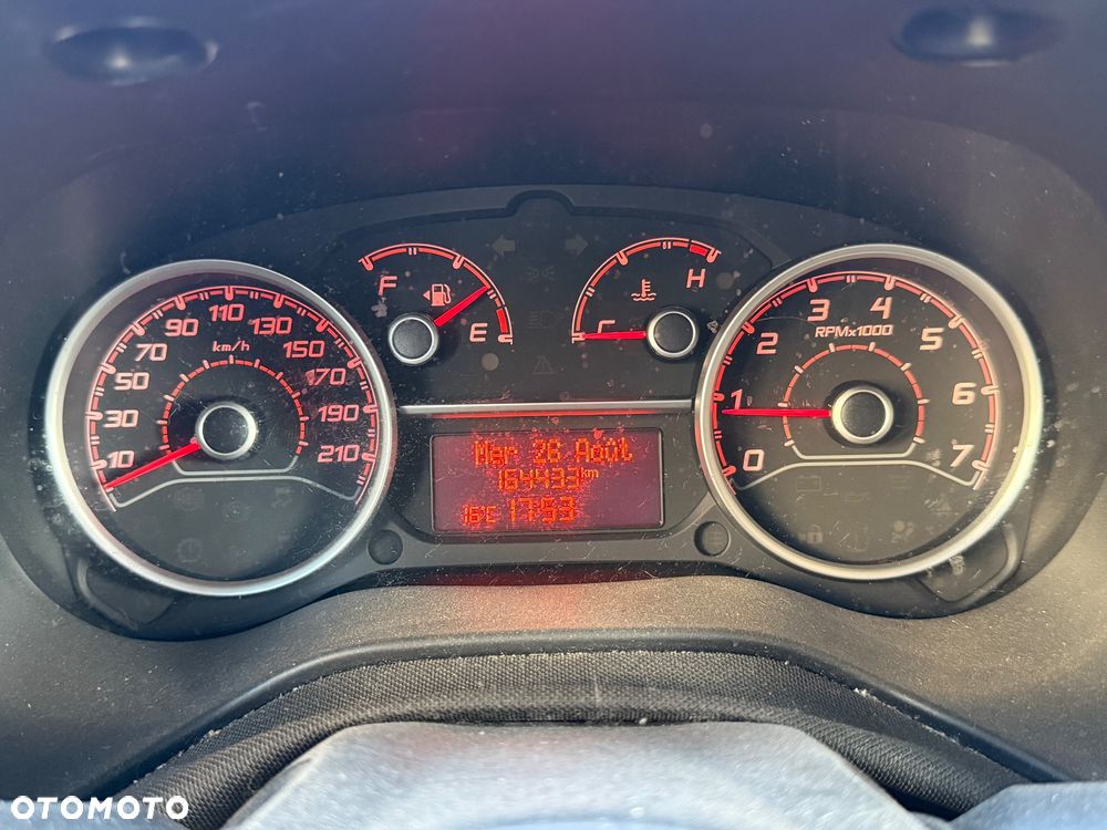 Fiat Doblo - 8