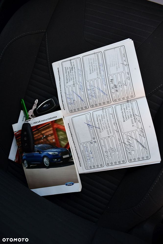 Ford Focus 1.5 EcoBlue Start-Stopp-System TITANIUM DESIGN - 36