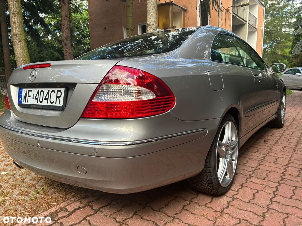 Mercedes-Benz CLK - 8