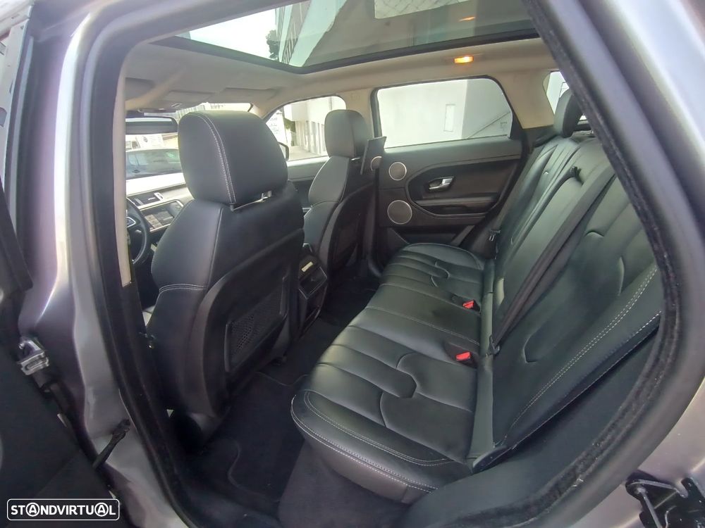 Land Rover Range Rover Evoque 2.2 SD4 Prestige Auto - 31
