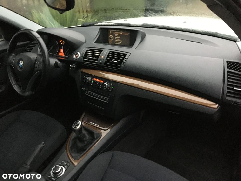 BMW Seria 1 116d Urban Line - 10