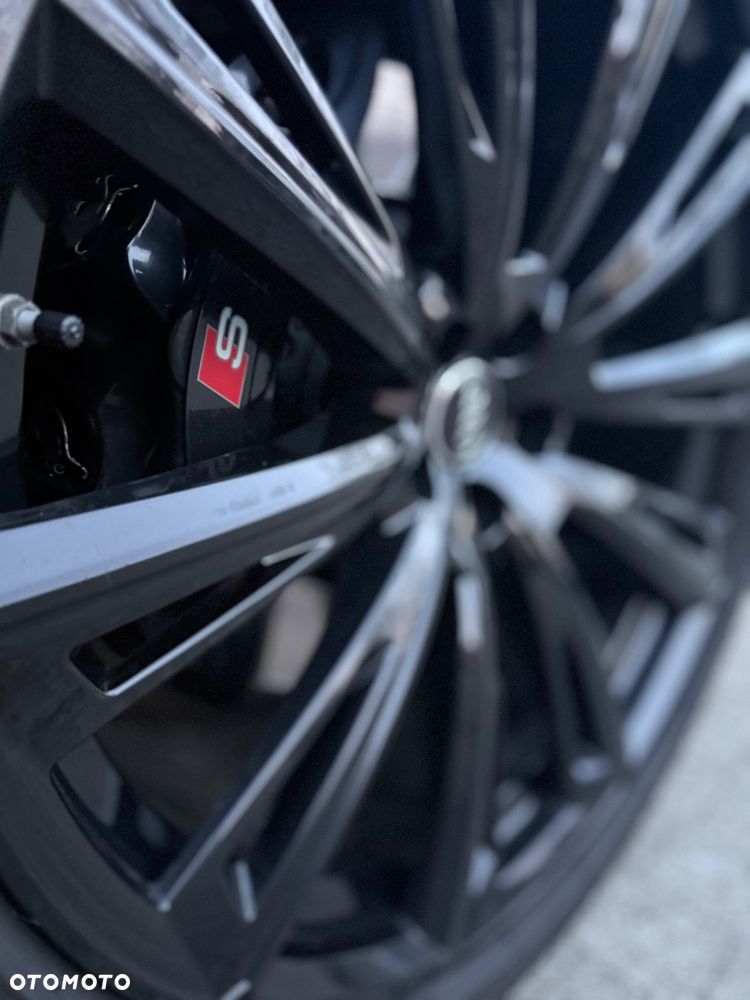 Audi SQ8 TFSI Quattro Tiptronic - 19