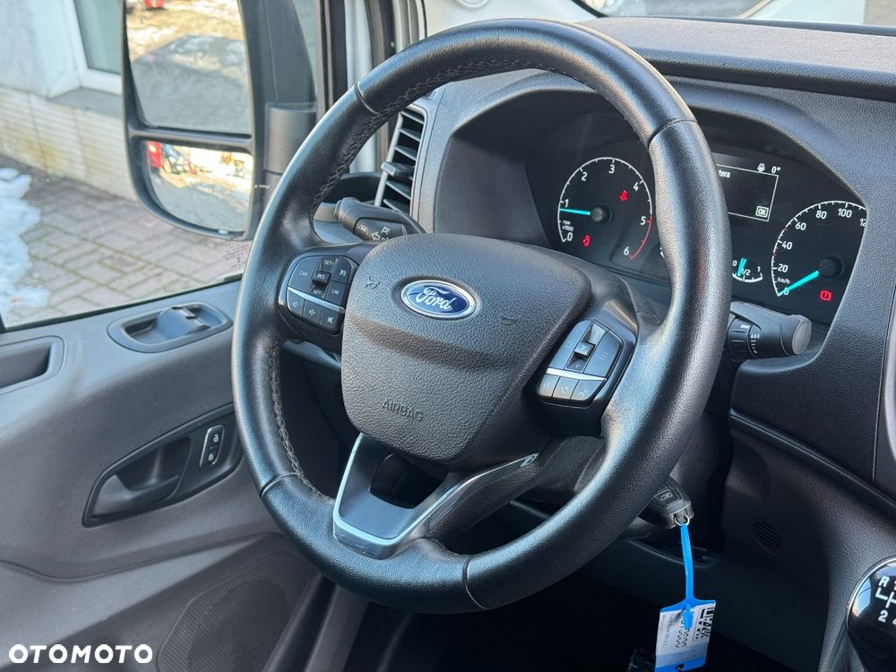 Ford Transit - 7
