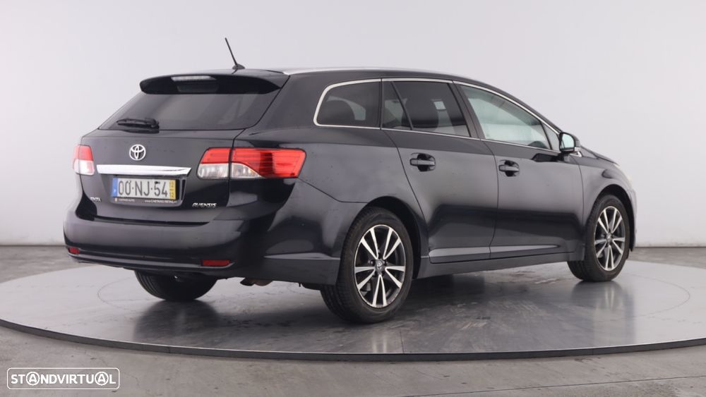 Toyota Avensis SW 2.0 D-4D Exclusive - 3