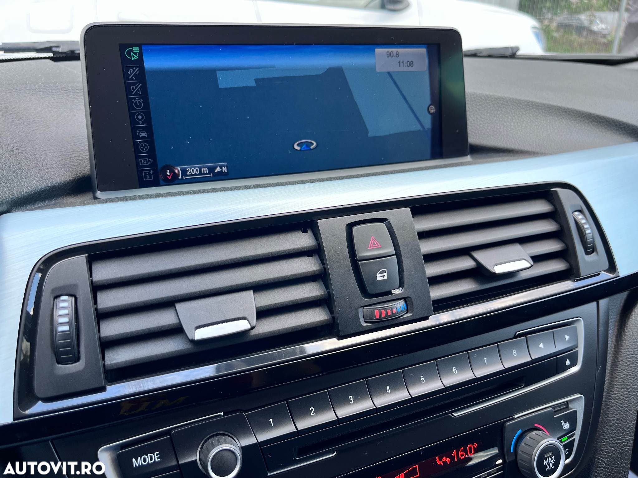BMW Seria 3 320d Aut. Blue Performance Sport Line - 28