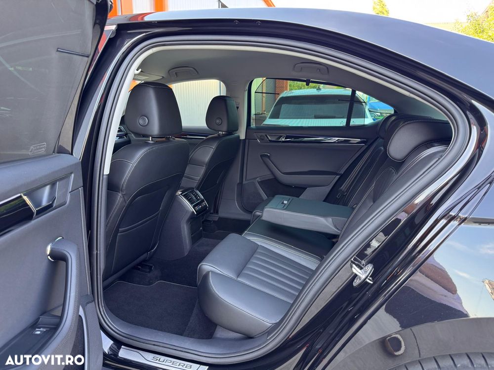 Skoda Superb 2.0 TDI 4X4 DSG Laurin & Klement - 19