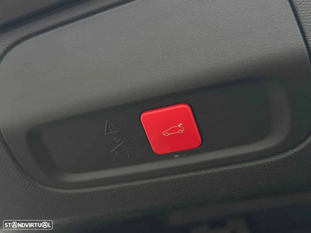 Peugeot 408 1.6 Hybrid GT e-EAT8 - 10
