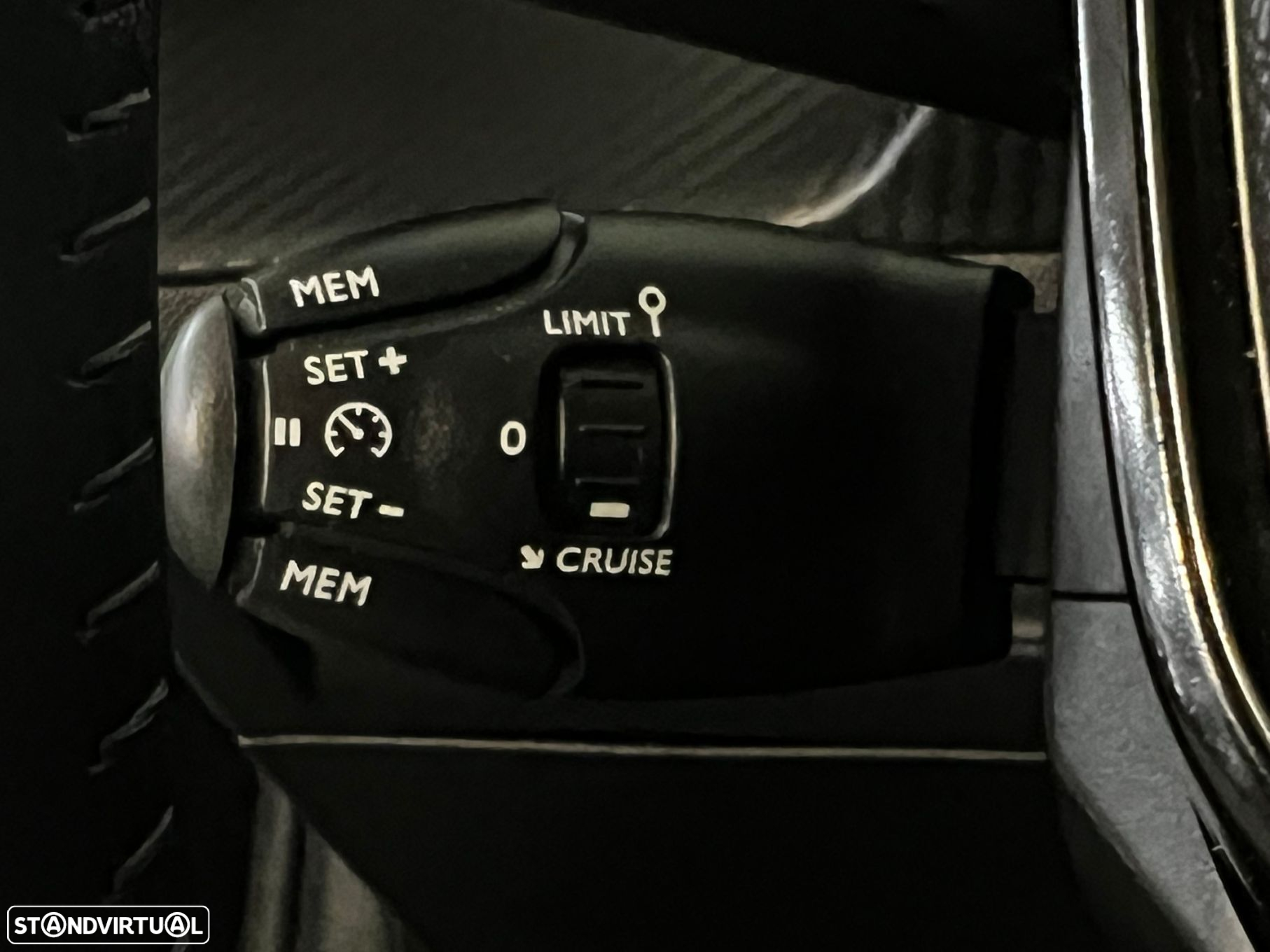 Peugeot 208 1.2 PureTech Active - 31