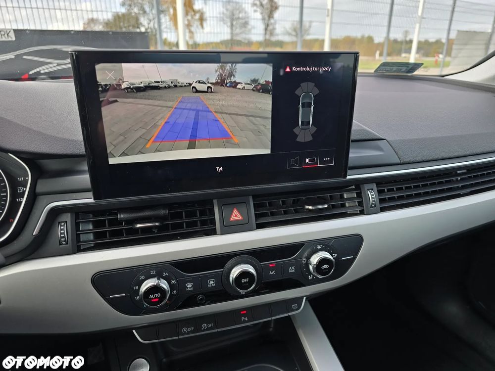 Audi A4 Limousine - 27