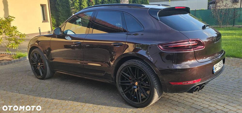 Porsche Macan GTS - 2