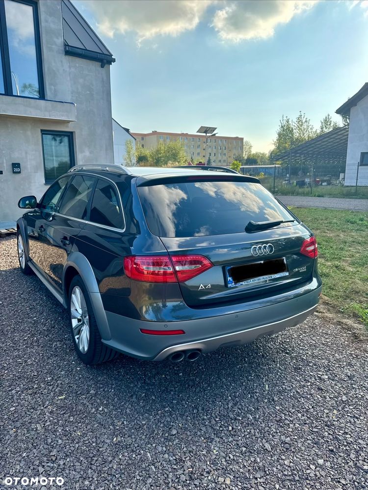 Audi A4 Allroad 2.0 TDI Quattro S tronic - 4
