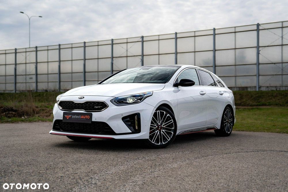 Kia ProCeed - 1