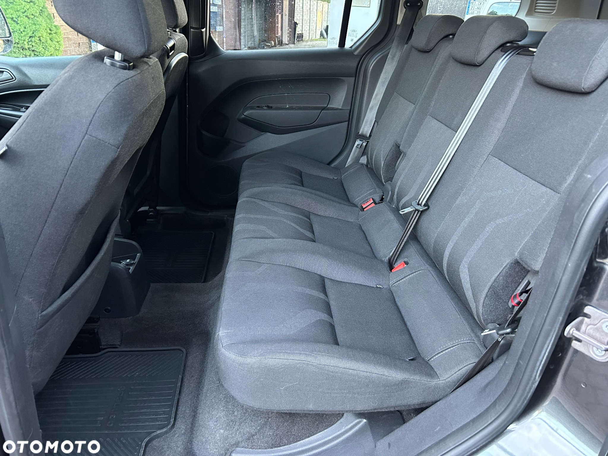 Ford Tourneo Connect - 19