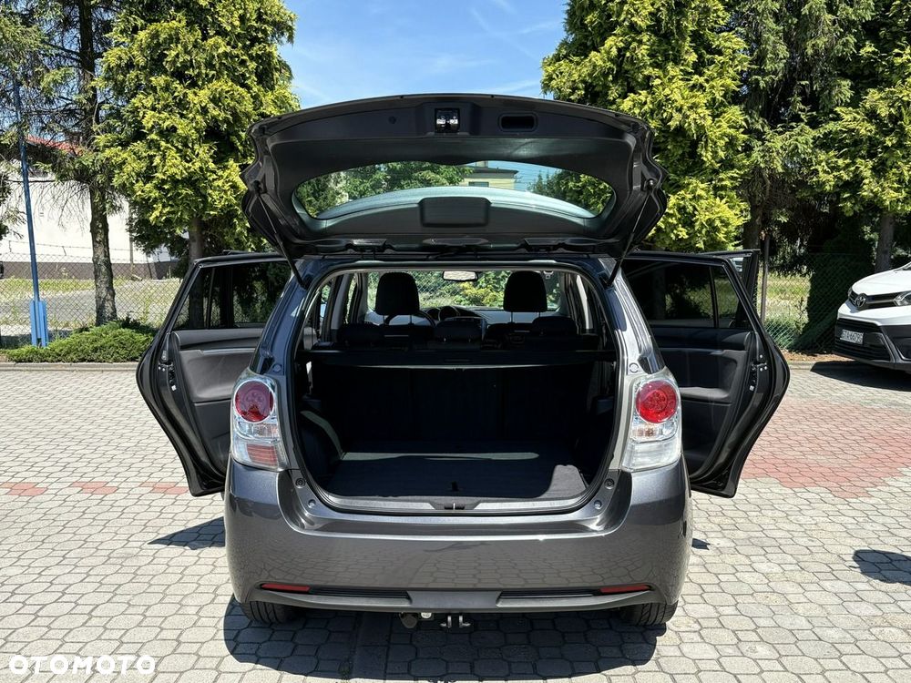 Toyota Verso - 28