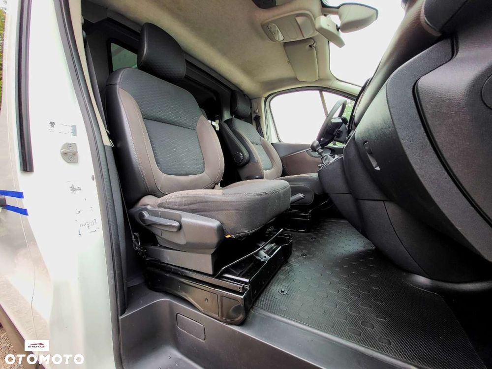 Renault Trafic - 17