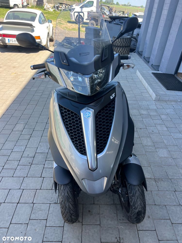 Piaggio MP-3 - 1